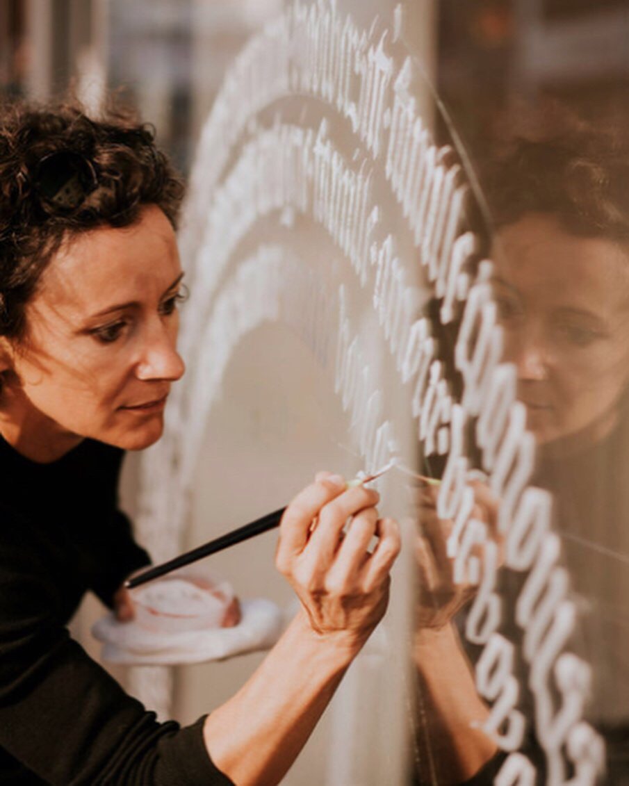 Portrait de l'artiste Mélanie Griffon - membre de la Galerie BAAM à Lorient